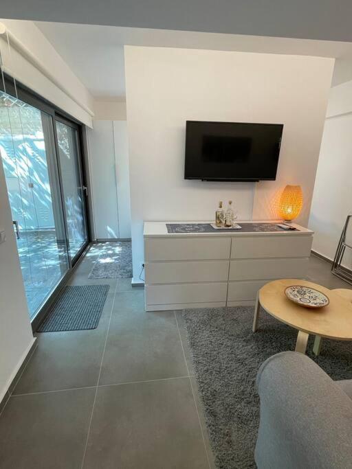 Appartamento Charming Coastal Retreat Anavyssos Esterno foto